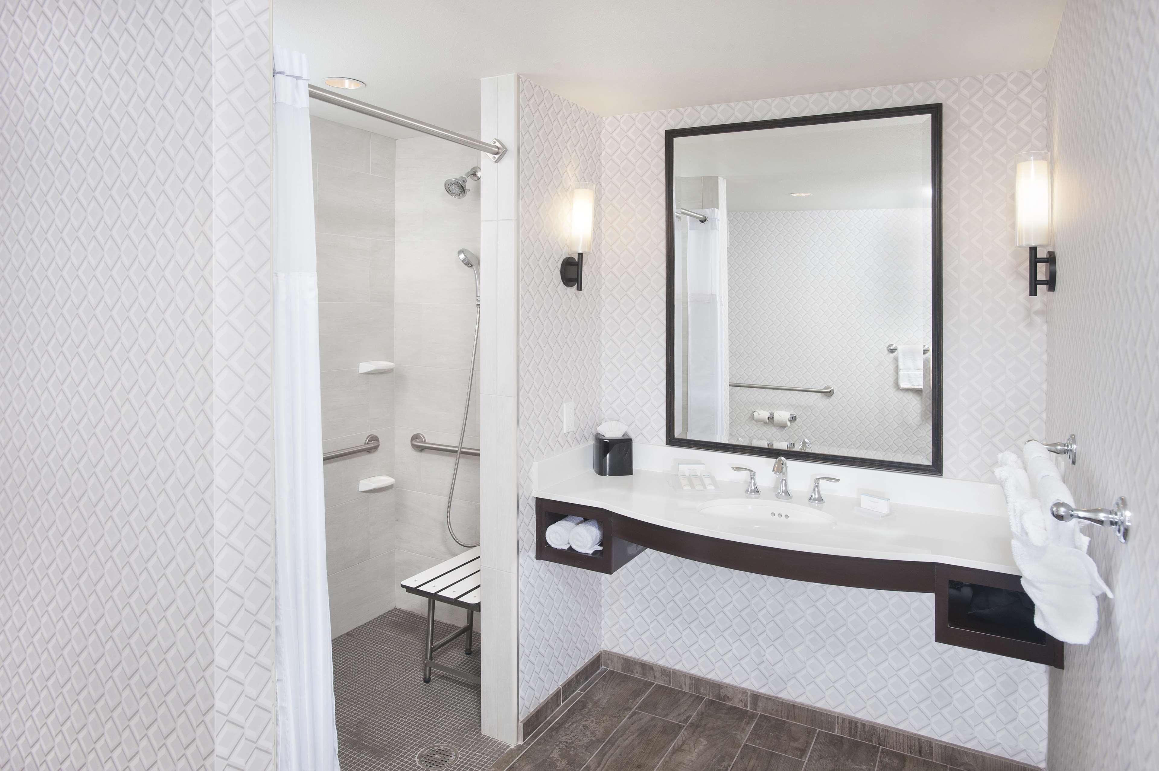 Hilton Garden Inn Burbank Los Angeles Hotel Burbank