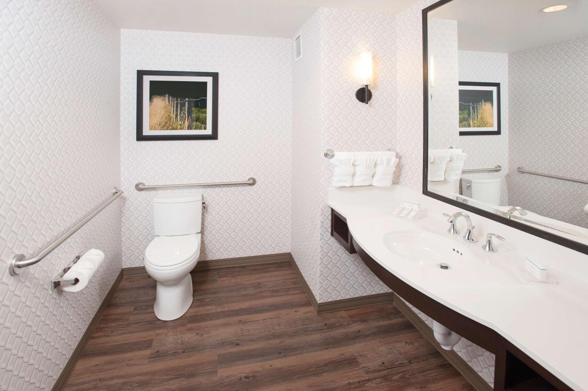 Hilton Garden Inn Burbank Los Angeles Hotel 3*