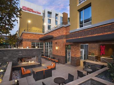 Hilton Garden Inn Burbank Los Angeles 3*